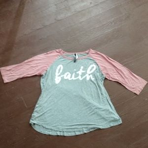 Lovely Souls top size large